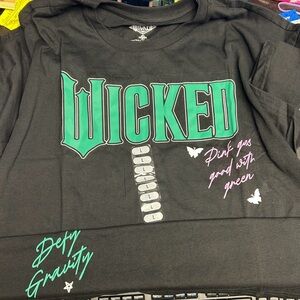 Wicked Graphic Tee in Black size L. NWT